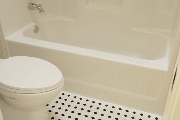 Fiberglass Tub Replacement in Florissant